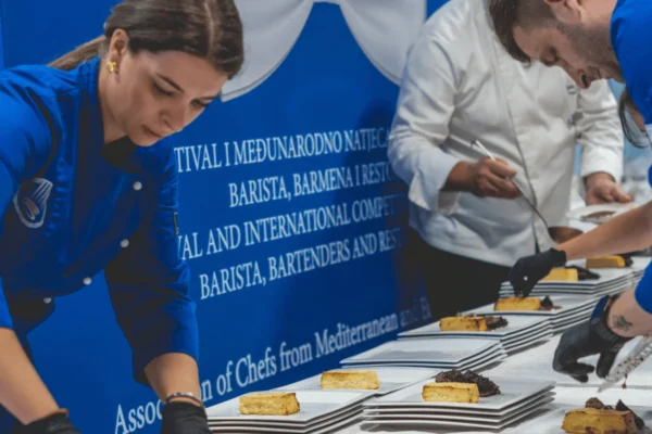 Festival MED&TERRA Šolta u Grohotama s vinima i gastronomijom