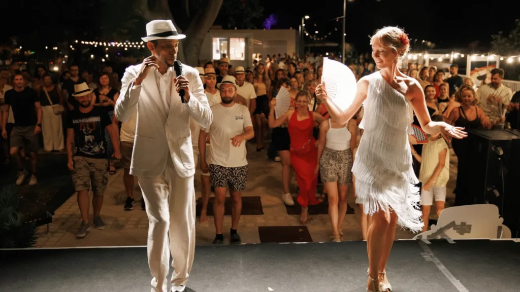koncert na Muraju uz pogled na zadarske zidine i more