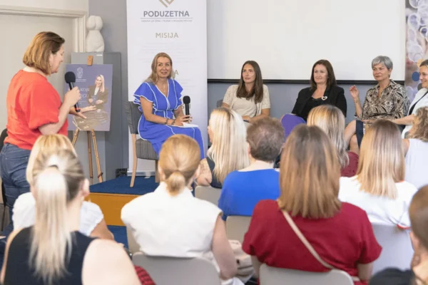 Promocija knjige Žene koje pokreću u Gradskoj knjižnici Zadar