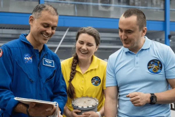 Ekspedicija 74 iščekuje novu posadu ISS i nastavlja s istraživanjem