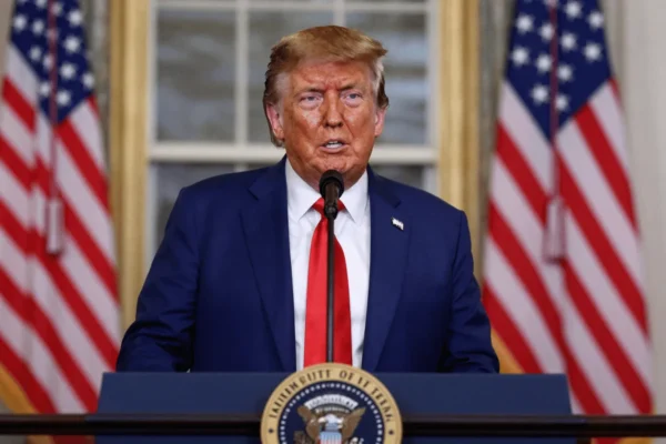 Trump optužen za izbijanje ciklosporijaze diljem SAD-a
