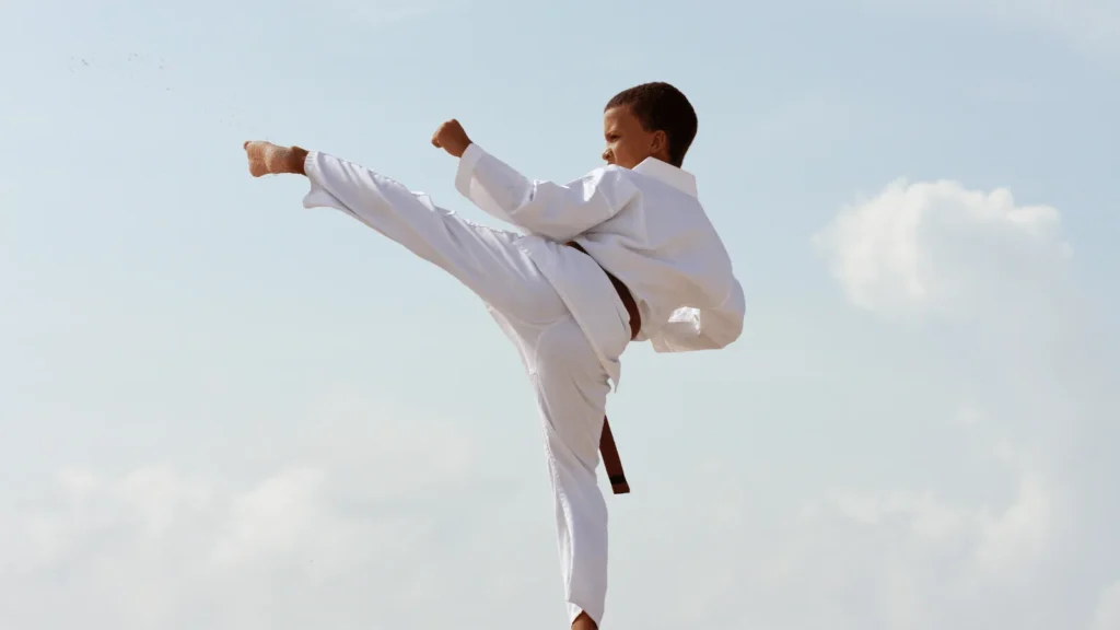 Članovi Taekwondo kluba TITAN tijekom treninga u Zemuniku Donjem