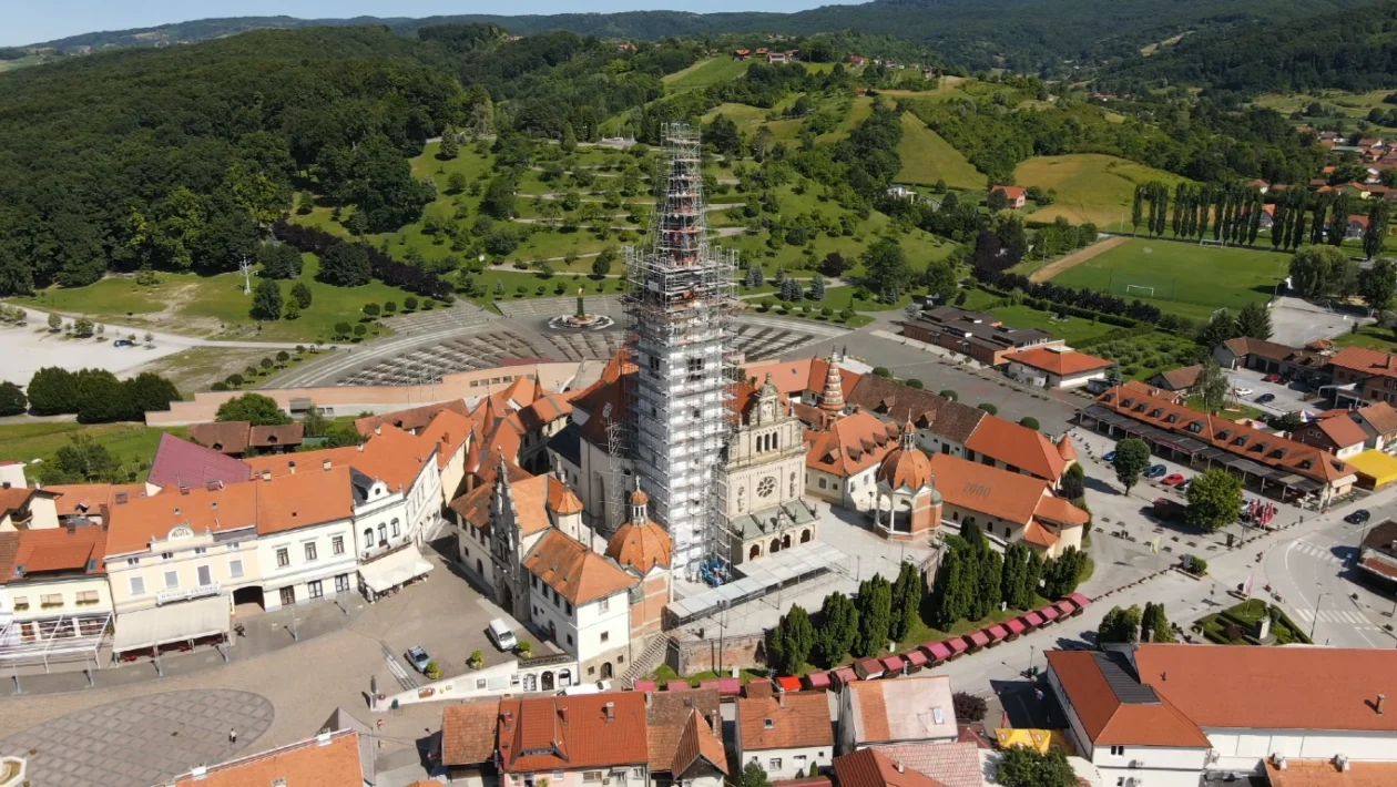 Crkva sv. Petra i Pavla u Svetištu Majke Božje Bistričke u Mariji Bistrici, u sklopu radova na obnovi tornja