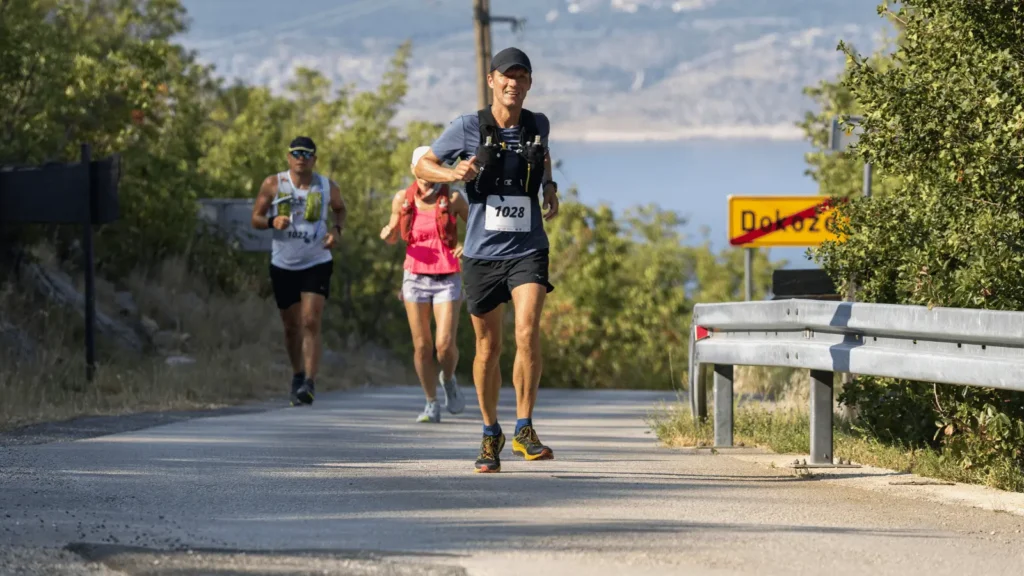Jure Jarc i Martina Horvat pobjednici 25. planinske utrke Starigrad – Veliko Rujno