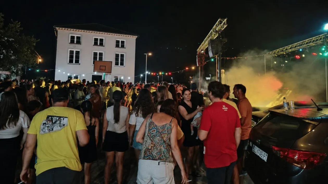 Luška fešta na rivi u Luci na Dugom otoku uz glazbu, druženje i tradicionalnu proslavu