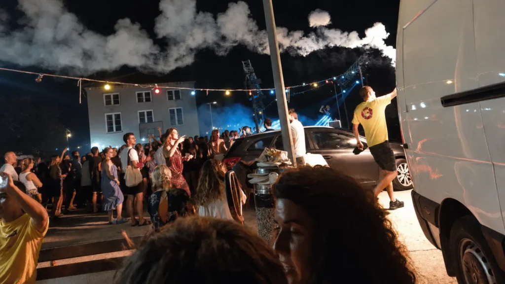 Luška fešta na rivi u Luci na Dugom otoku uz glazbu, druženje i tradicionalnu proslavu