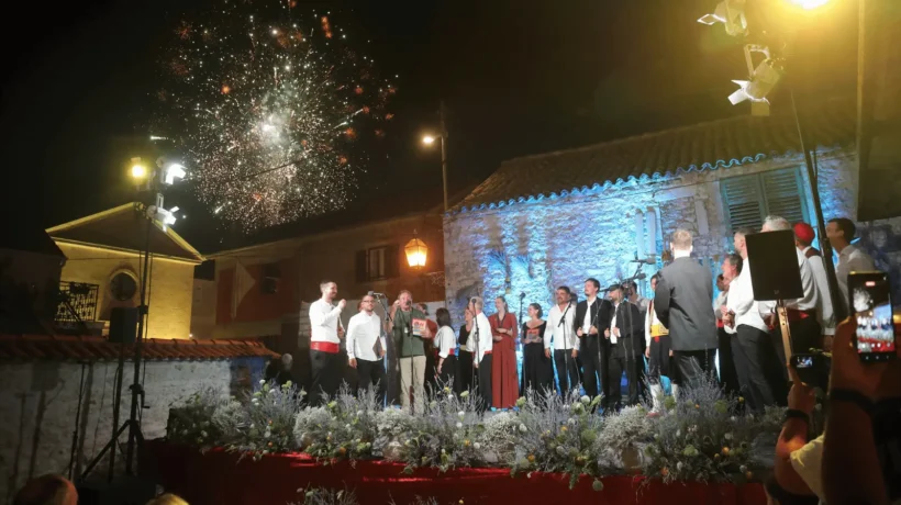 Raspivano Bibinje 2026 na Trgu Sri sela uz nastup klapa i ljubitelje dalmatinske pjesme