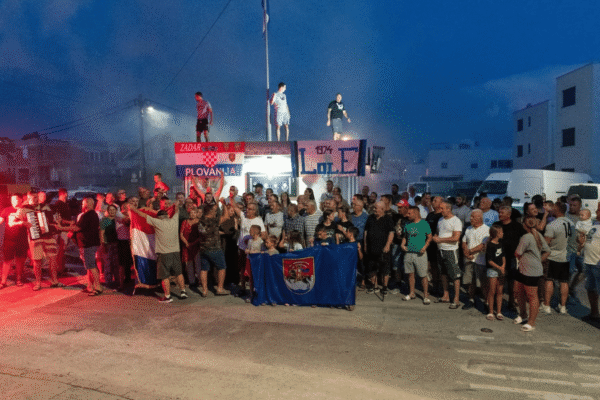 Tradicionalni Oluja kup u Plovaniji 2026. uz hrvatske branitelje, mještane i turnir u bućama