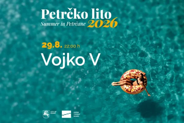 Vojko V nastupa na rivi u Petrčanima tijekom manifestacije Petrčko lito 2026