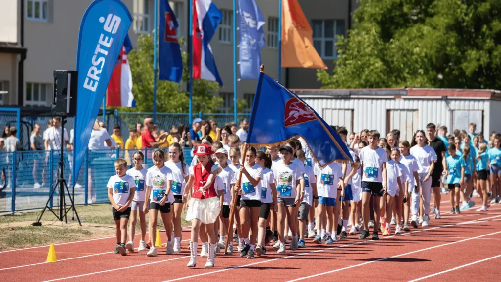 Gospić dobio modernu atletsku stazu Spektakularno finale 14. sezone Erste Plave lige
