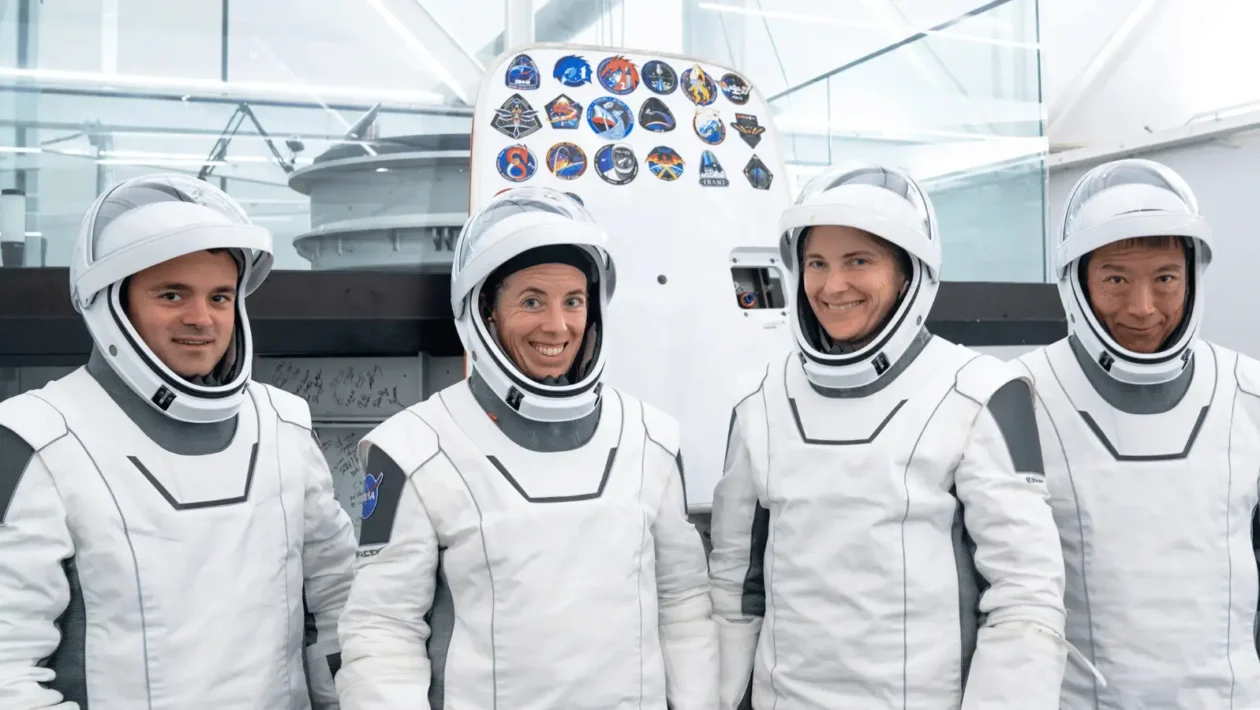 Svemirski let SpaceX NASA SpaceX Crew-14
