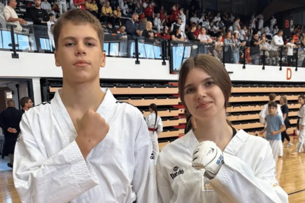 Taekwondo klub Plovanija maks baraba amber lukić
