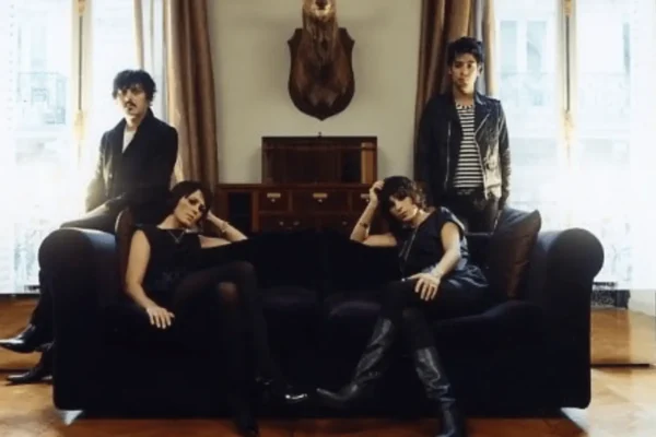 Članovi britanskog elektroničkog sastava Ladytron