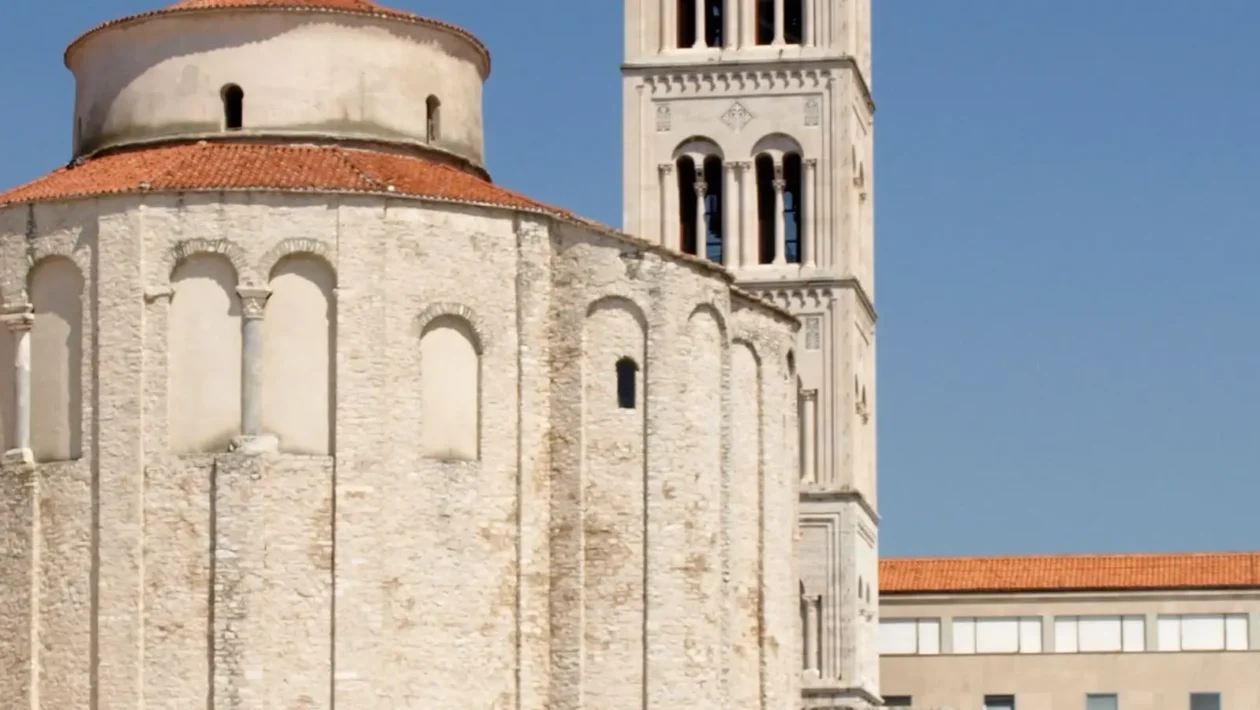 Crkva sv. Donata i zvonik sv. Stošije