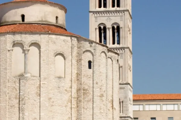 Crkva sv. Donata i zvonik sv. Stošije